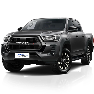 4X4 Pickup Usado Toyota Hilux com suspensão traseira multi-link e faróis LED