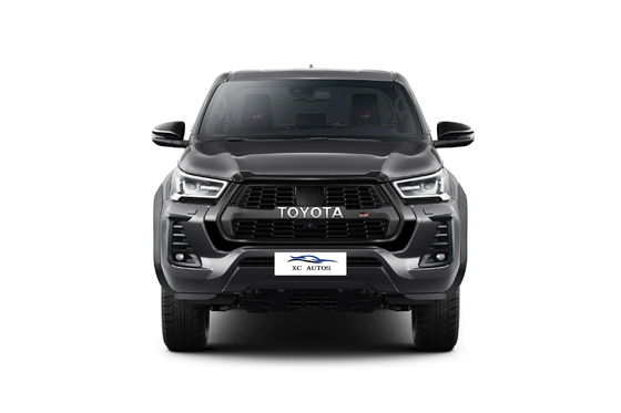 4X4 Pickup Usado Toyota Hilux com suspensão traseira multi-link e faróis LED