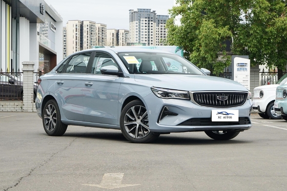 2024 Geely Emgrand HIP 1.5TD-DHT pro Carros a gasolina Multi-link Suspensão traseira EV Range