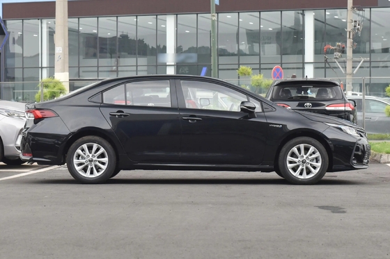 Ajuste elétrico do assento do motorista Toyota Corolla híbrido gasolina 4x4 Carros usados em Dubai