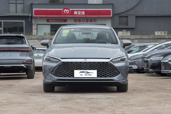 Potência máxima 150-200PS BYD Qin Plus Dm-I Veículo elétrico híbrido Sedan Direção esquerda