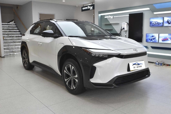 2024 Toyota bZ4X Long Range Carro Elétrico com tela sensível ao toque e sistema de travagem antibloqueio