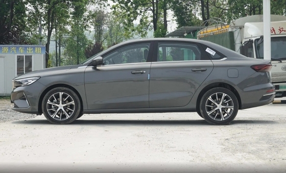 Carro compacto 2023 Gen4 Champion Edition 1.5LCVT Versão exaltada com tamanho de pneu 205/50 R17