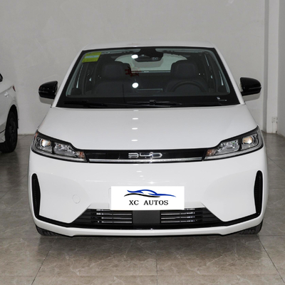 Veículo energético 5 lugares MPV Direção à esquerda 5 portas BYD D1 Veículo de luxo de alta velocidade
