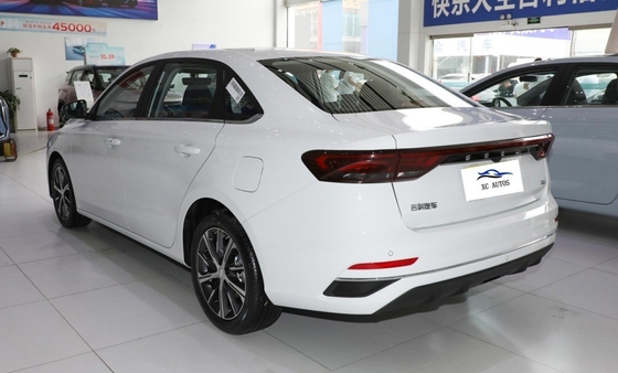Carro compacto 2023 Gen4 Champion Edition 1.5LCVT Versão exaltada com tamanho de pneu 205/50 R17