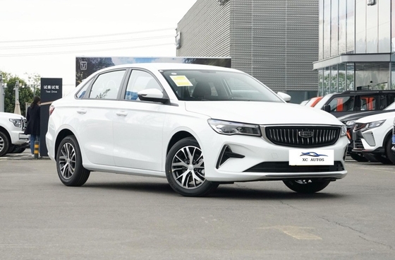Geely Emgrand 2023 Gen4 Champion Edition 1.5LCVT Versão de luxo 4638*1820*1460 L*W*H mm