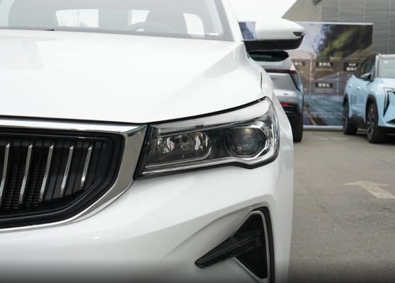 Geely Emgrand 2023 Gen4 Champion Edition 1.5LCVT Versão de luxo 4638*1820*1460 L*W*H mm
