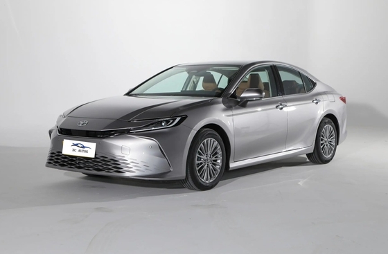 Hot 2023 Toyota Camry Exalted Version 4X4 SUV com motor a gasolina de 2.0L e acessórios