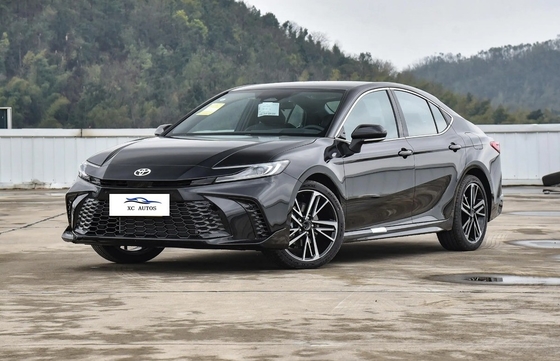 Versão esportiva 2024 Toyota Camry usada com binário máximo Nm 200-300Nm e farol LED