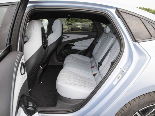 Câmera traseira 360° e Potência máxima Ps 250-300Ps BYD Seal EV Sedan com grande valor