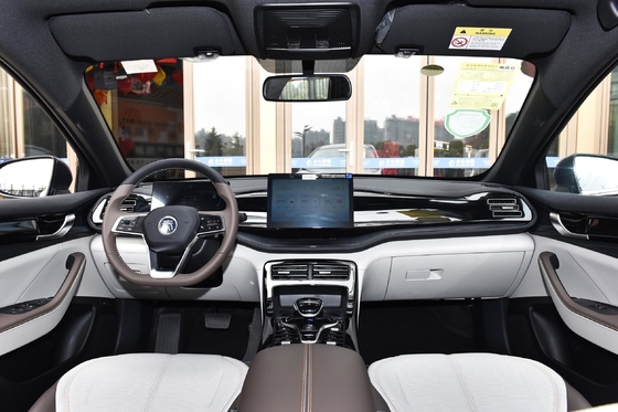 2024 BYD QIN Plus DM-i Honor Edition 55km Prime Range Veículo de 4 rodas Controle de velocidade normal