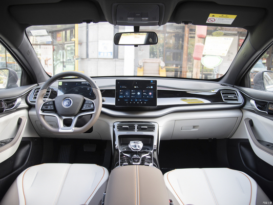 Controle de velocidade ACC habilitado BYD Qin Plus Veículo híbrido Dm-I 2024 Estrutura do corpo do sedã