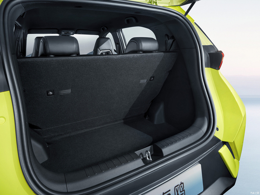 Experimente uma condução suave com o sistema de direção elétrica do hatchback BYD.
