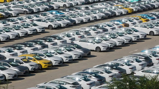 Volante multifunção 2023 Xpeng X9 Euro VI 4WD 7 lugares MPV Carro elétrico