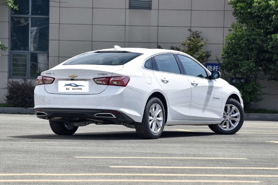 Chevrolet Malibu XL Carros usados com motor a gasolina quilometragem 1-25000 milhas sedã de segunda mão