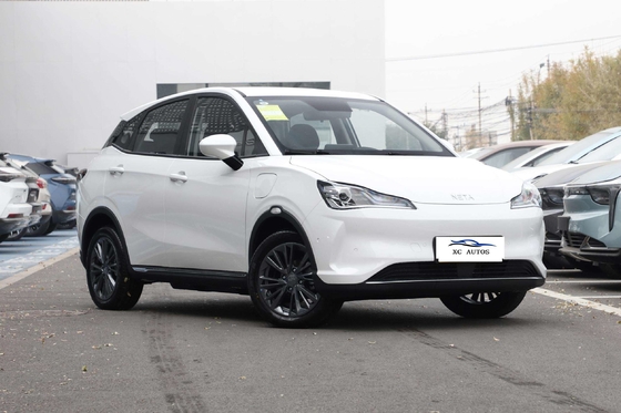 Pure Electric Neta V Carro de 5 lugares com 400Km Long Endurance e Front 4 Rear 4 Radar