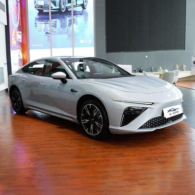 Neta Nezha S Plus Long Battery Life Médio de tamanho 1-25000 milhas de quilometragem Carro doméstico usado
