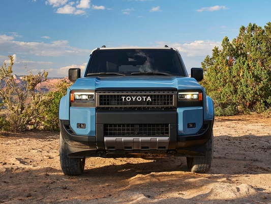2024 Toyota Prado SUV Carros Acessórios e Motor a gasolina com transmissão automática