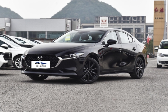 Automático de gasolina Mazda 3 Axela Sedan compacto com ajuste elétrico do assento do copiloto