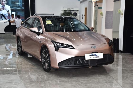 4 portas 5 lugares AION Carro usado Carro elétrico com direção esquerda e teto solar