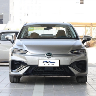 4 portas 5 lugares AION Carro usado Carro elétrico com direção esquerda e teto solar