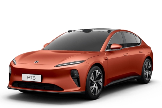 2023 Ano Nio Et5t Multi-link Suspensão Frontal Carro Usado com Big Space Energy EV Car
