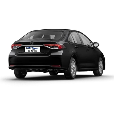 2023 Sedan Toyota Corolla à esquerda com 8 números de mudança para a frente