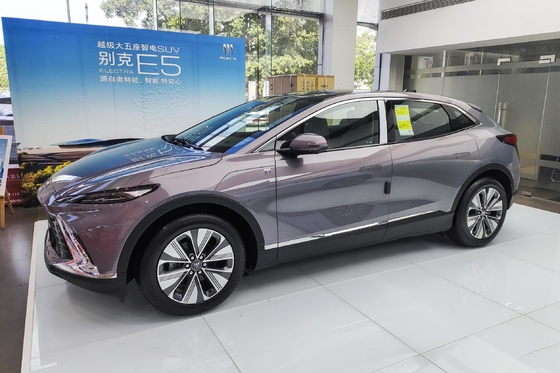 Buick E4 SUV de 5 portas e 5 lugares com estrutura avançada da carroceria e tipo de energia de gasolina