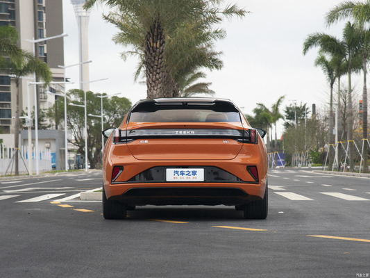 CTLC 675-750km Pure Electric Sedan EV Zeekr 001 2024 Carregamento rápido Alta velocidade 5 lugares
