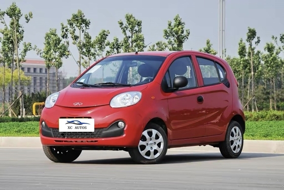 Chery QQ 2023 Carro Elétrico de Cidade com Assento do Motorista Ajustável Design de 5 portas e 5 assentos
