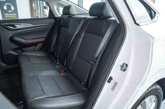 Grande Valor Changan EADO EV 460 Carro Elétrico EV Sedan 5 portas 5 lugares Estrutura do corpo
