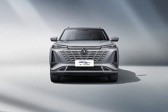 2023 Changan SUV CS75 Plus 5 lugares SUV Carro a gasolina com sistema de direção elétrica