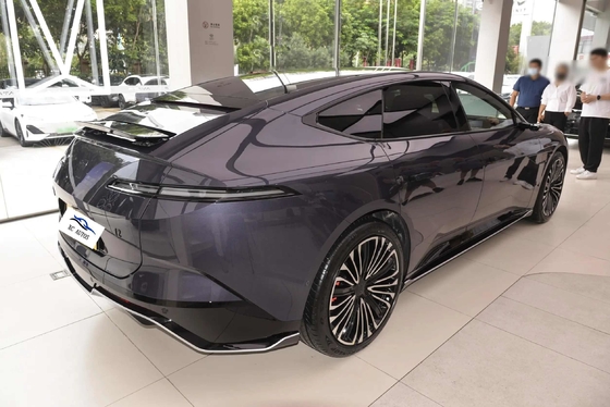 Changan Huawei Avatr 12 Pure Electric Luxury Sedan com padrão de emissões Euro IV