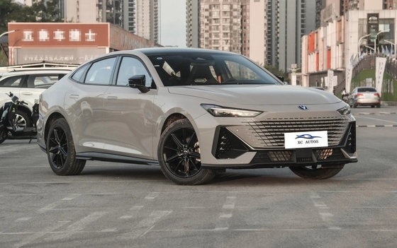 Ecrã táctil Sim CHANGAN UNI-V Ver. Exaltado 1.5T 188hp L4 hatchback de 5 portas e 5 lugares