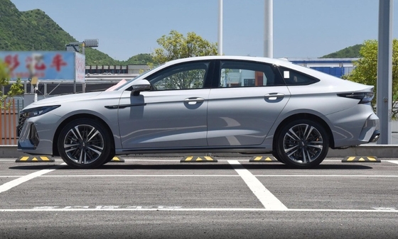 2023 Chery ARRIZO 8 Jin Carro compacto 2.0T 254hp L4 gasolina 7-velocidade dupla embreagem para B2B