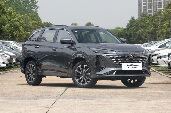 Chongqing CHANGAN CS75 PLUS SUV compacto a gasolina 2023 3a geração Automático Deluxe Ver. 1.5T 188hp L4 farol LED