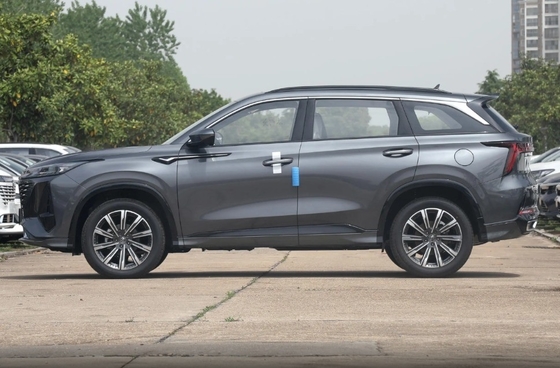 Chongqing CHANGAN CS75 PLUS SUV compacto a gasolina 2023 3a geração Automático Deluxe Ver. 1.5T 188hp L4 farol LED