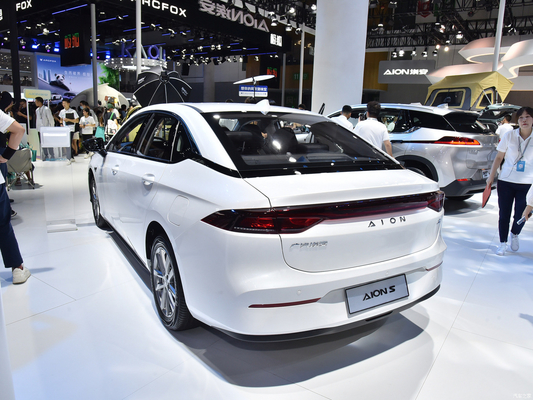 Sistema de direção elétrica Aion S EV Sedan para grande valor dentro de veículos energéticos
