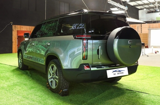 Experimente o futuro da condução com o ROX 01 REEV 2023 AWD SUV de 6 lugares de tamanho médio
