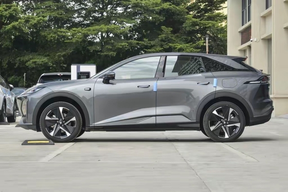 Euro IV Regulação do assento do motorista elétrico Changan Deep Blue Shenlan S7 SUV EV Carro
