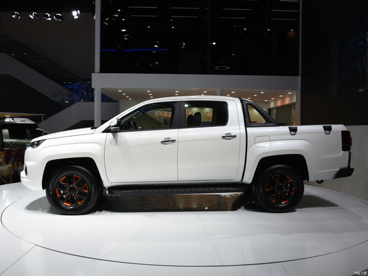 2023 Grande Valor JMC YUHU7 Petróleo Petróleo Pickup Truck com tamanho de pneu R17
