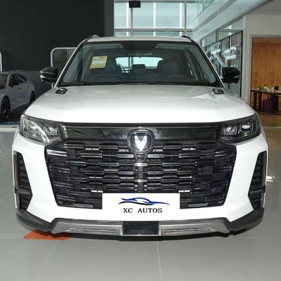 Carros usados de gasolina Changan CS95 com assentos de couro de 5 portas e 5 assentos
