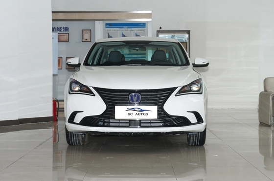2024 Chongqing Made In Eado EV460 Zhixing versão de táxi Fosfato de ferro de lítio 205/60 R16