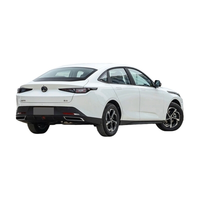 Assentos de couro Changan Eado Lado esquerdo Sedan 5 lugares com 1.4t 1.6l Motor Carro a gasolina