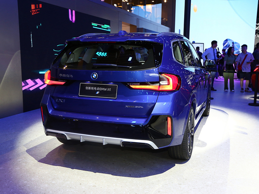 Sistema elétrico de direção e suspensão dianteira Macpherson IX1 EV SUV esportivo compacto
