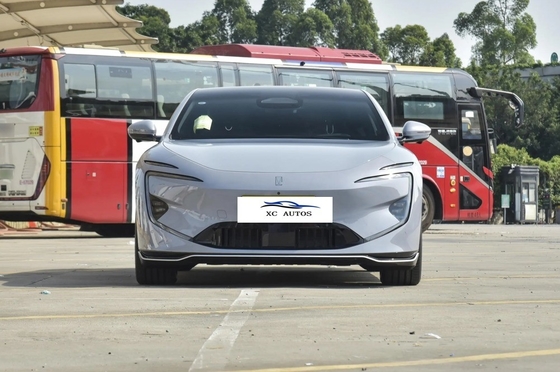 2024 700 Triple Laser Rear Drive Luxury Carro Médio e Grande Estrutura de carroceria de 4 portas e 5 lugares