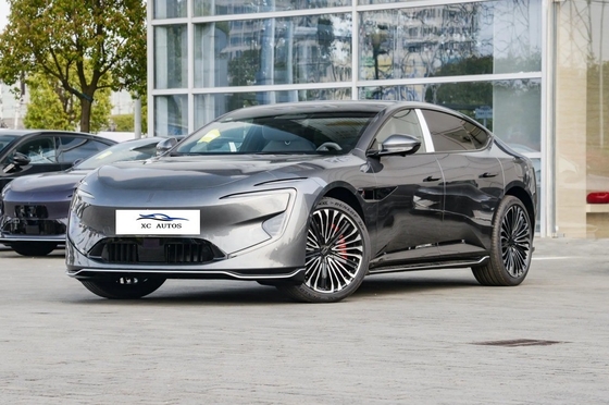 Estrutura do corpo de 4 portas e 5 lugares Avatr 12 EV 2024 650 Triple Laser 4WD Performance Edition