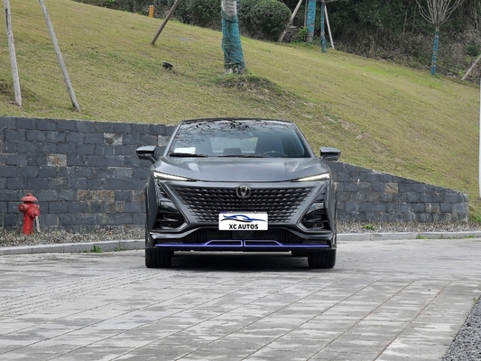 Changan Uni-T 1.5T 2.0T 188HP 138KW 300NM SUV compacto de gás / gasolina com teto solar panorâmico
