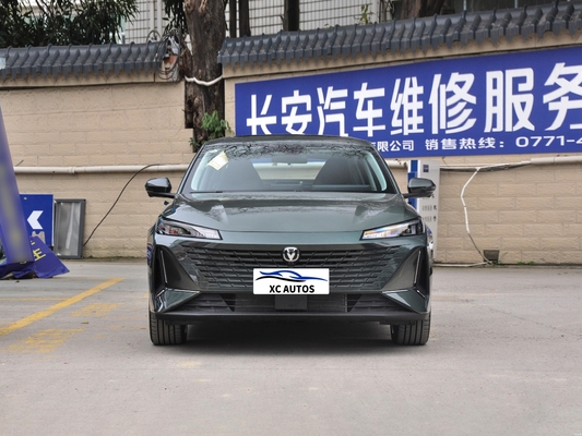 Changan Yida Sports Car 2023 AWD Automóvel usado a gasolina com volante multifunção