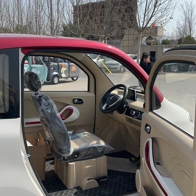 Carro elétrico de 4 portas e 4 lugares Mini Carro elétrico para adultos em velocidade máxima de 60 a 120 km/h Kilometragem de 50 km